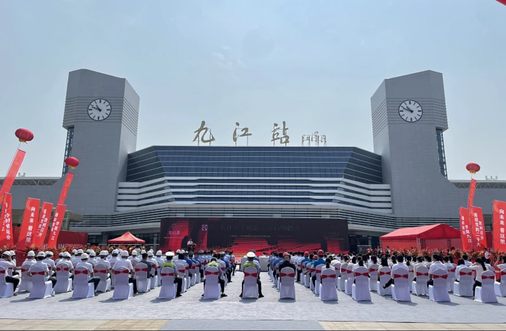 九江鐵路局宿舍定制22KW無負(fù)壓成套供水設(shè)備一臺(tái)