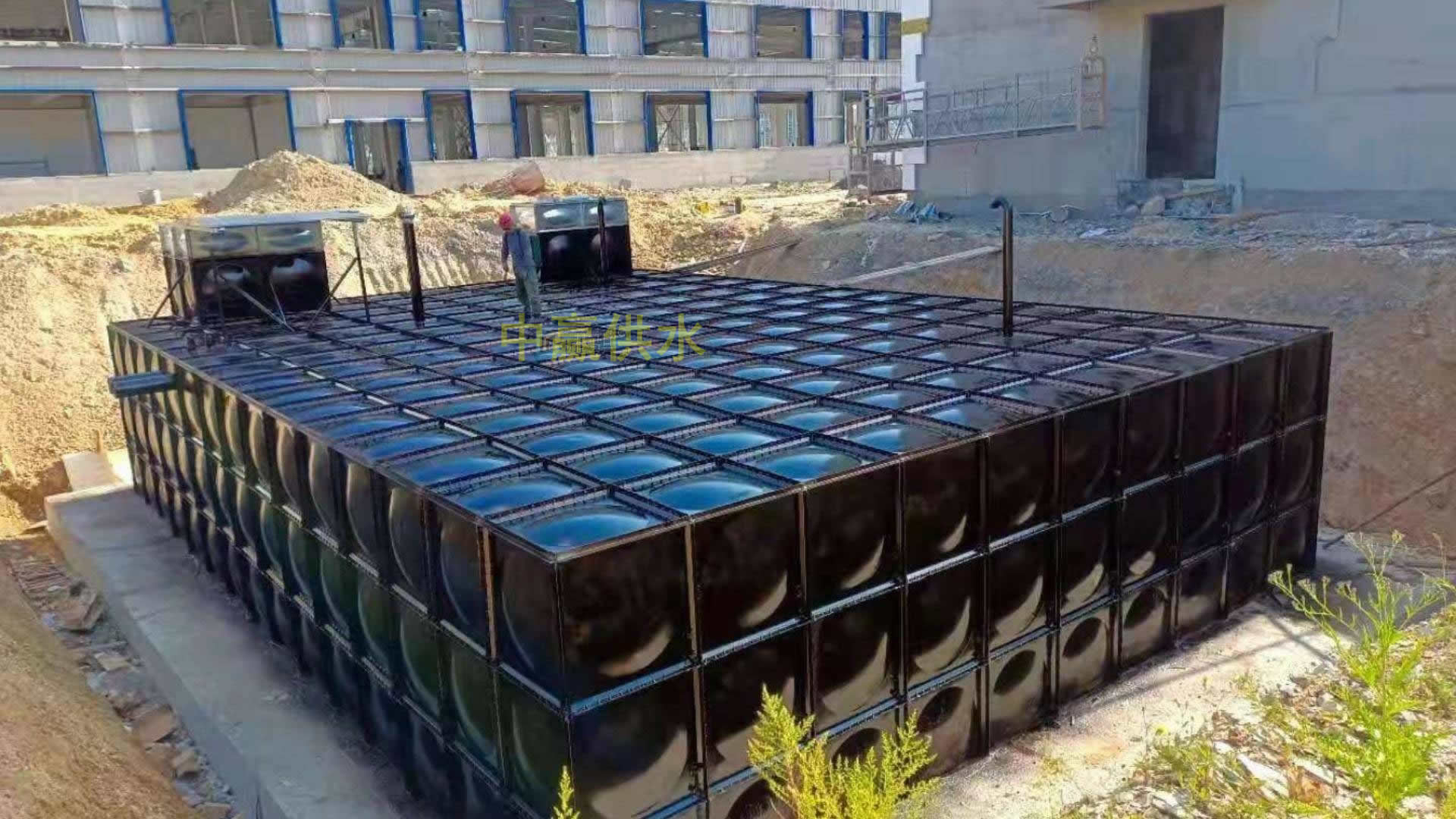 地埋型裝配式箱泵一體化消防給水泵站滿足了現(xiàn)代城市對智能消防設(shè)施的需求?