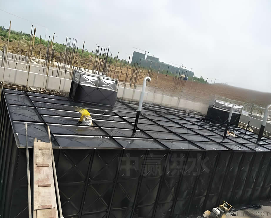 地上式消防箱泵一體化水泵設(shè)備將進(jìn)一步擠壓傳統(tǒng)泵站的生存空間